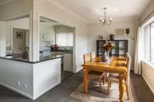 Boutique Freehold Accommodation Offering Income and Lifestyle in Healesville