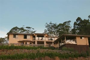 FREEHOLD 7.5 ACRES & HOLIDAY ACCOMMODATION FOR SALE