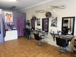 Established Local Salon - 40 Years* of Trade - Strong Community Following