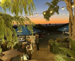 UNDER OFFER - Fully Licensed Cafe in Prime Margaret River Tourist Location