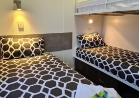 FREEHOLD - Darlington Point Accommodation Village NSW - 1P0363