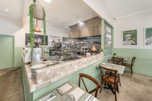 CASUAL AND ADAPTABLE ADELAIDE HILLS RESTAURANT/CAFE