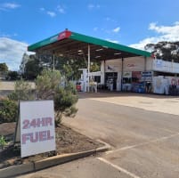 Roadhouse in WA's Wheatbelt Region - Freehold & Business