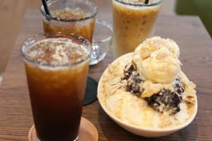 [Chattel Sale] Modern Dessert Lounge Western Suburb Ref: 1633