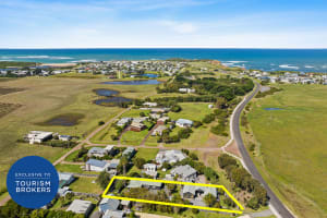 YOUR NEW COASTAL LIFESTYLE AWAITS - 2886MF