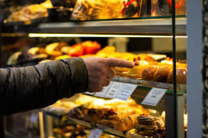 Business for Sale: Established Vietnamese Bakery in Mount Waverley [2410021B]