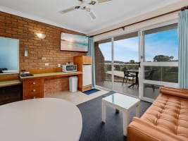 LEASEHOLD GEM ON THE NSW SAPPHIRE COAST! - 851ML