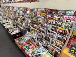 Carlton Lotto and News (DWN266)