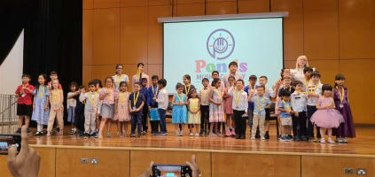 Smart Children Play Piano