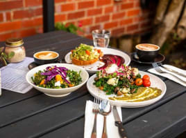 Profitable Melbourne Café | $18K+ Weekly Revenue | Low Rent | Premium Location