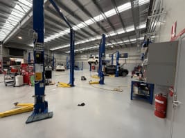 Profitable car mechanic workshop with additional Income from Parts Sales