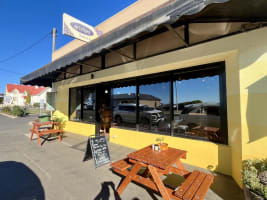 Sea Change Established Swansea Licensed Cafe Huge Growth Potential Turnover $13K Weekly