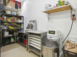 MUST SELL - Mt Martha Pizza Shop