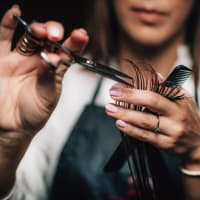 Price Drop. Melbourne Beauty, Hair & Nail RTO/CRICOS. (REF: 1569M)