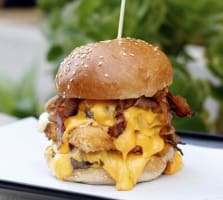 POPULAR RESTAURANT/TAKEAWAY IN BUSY BRUNSWICK