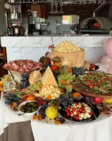 AUTHENTIC ITALIAN PIZZERIA - Local Gem with Lifestyle Hours & Low Rent!