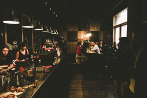 Well-Known Bar & Restaurant in Thornbury – Spacious 120-Seat Venue [2603201]
