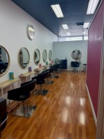 Hair & Beauty Salon + Freehold - Coolbellup Shopping Centre