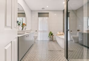 Established Award-Winning Kitchen & Bathroom Reno Business (Our Ref: V2081)