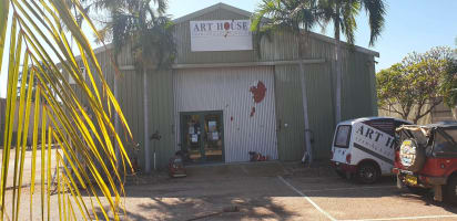 ART HOUSE BROOME - LARGEST