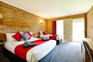 26-Room Leasehold Motel in Thriving Murray River Region