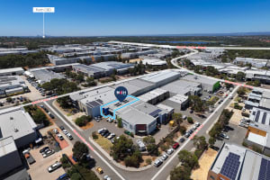 Freehold & 30-Year Established, Profitable Automotive Service Business