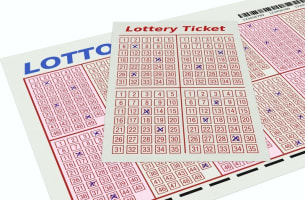 High-Income Tatts Lotto | $300K+ Annual Commissions | Long Lease | Very Low Rent [2408293]