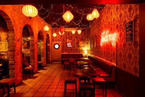 Littlefoot - Popular Bar & Live Music Venue