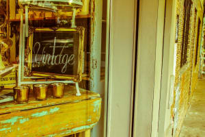Iconic Home Decor & Gift Business, Online Growth Potential - EBS