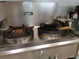 Urgent Sale Only 30K Take over lease and equipment South Brisbane/Near Sunnybank