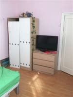 FULLY EQUIPPED ASIAN RESTAURANT WITH RESIDENCE.  URGENT SALE, MAKE AN OFFER