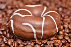 Fully Managed Franchise Donut Shop South East Shopping Centre Ref: 1492