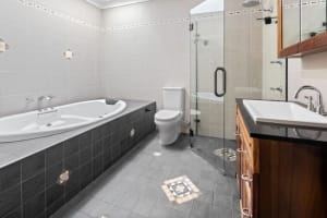 Blueberry Greens Award-Winning Farm + Freehold Lifestyle Property