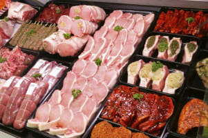 Well-Established Poultry Business WIWO | Quick Sale | Loyal Customer Base | Open 7 Days [2602241]