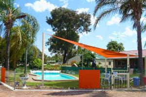 BIRCH MOTEL
