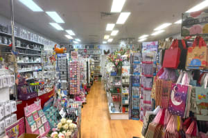 LEASEHOLD - Simple Indulgence Gift Shop, West Wodonga VIC - 1P0612