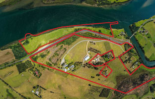 Award-Winning Two Figs Winery, Shoalhaven Coast