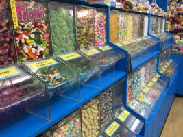 THE BEACH HOUSE LOLLY SHOP FOR SALE - POA