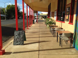 Monto Classic Queenslander - Grand Hotel - Exclusive listing - Freehold $800,000