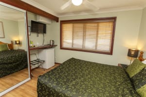 Profitable Seaside Bed & Breakfast Freehold Investment in Redcliffe