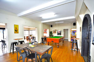FREEHOLD HOTEL & ACCOMMODATION - Family Hotel, Cootamundra NSW - 1P0382