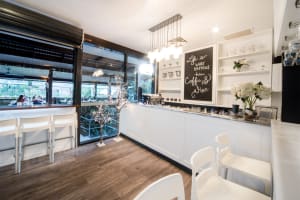 Profitable Fully Managed Modern Australian Restaurant - Whitsunday Islands