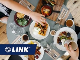 Popular Coastal Cafe with Strong Returns