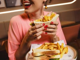 Srcr3fmrsewqeyfhe2hm