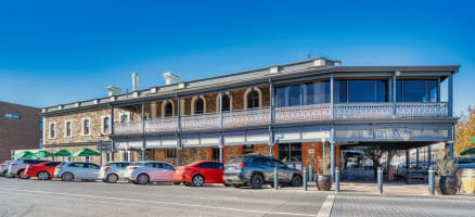Port & Wine Seaside Hotel in historic Port Adelaide - Lease