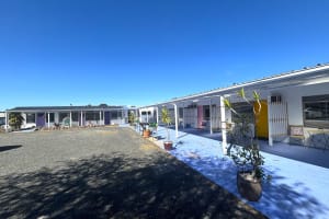 UNDER OFFER - Stonez Boutique Accommodation, Clunes VIC - 1P0567