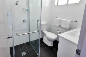 BIG LEASEHOLD, BIG $$$$ TO BE MADE! - 893ML