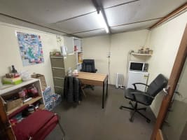 Easy-to-run petrol station with untapped revenue streams