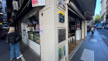 Iconic Melbourne Laneway Café | Proven Performer with Minimal Owner Input