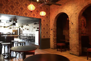 Littlefoot - Popular Bar & Live Music Venue